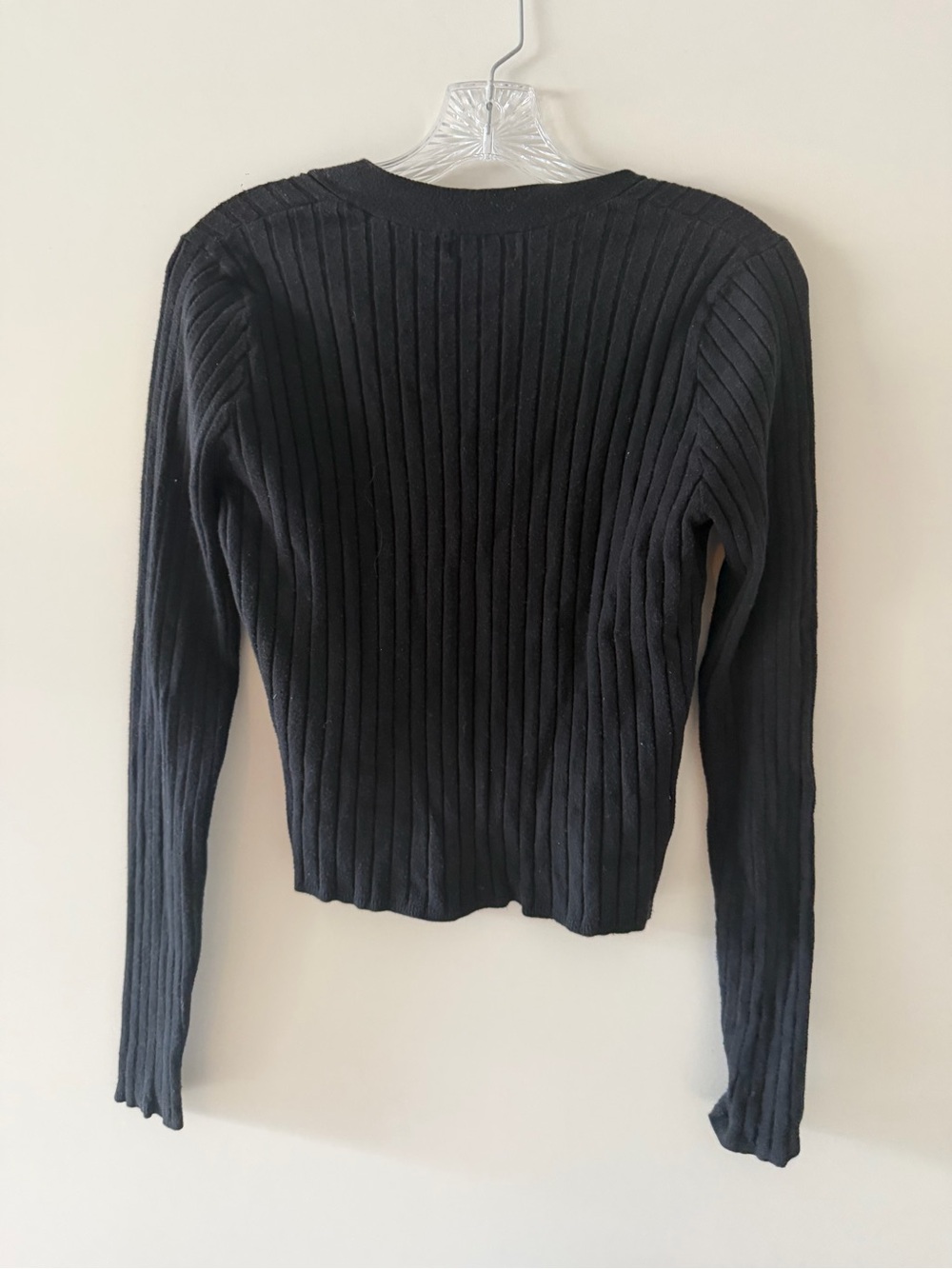 Universal Thread Black Ribbed V-Neck Button-Up Cardigan - Picture 2 of 3